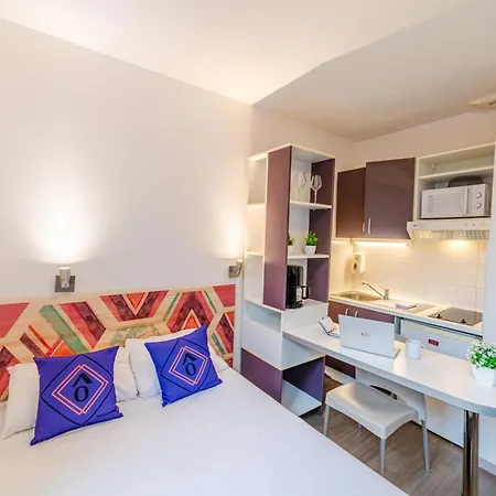 Montempo Lyon Viviani شقة فندقية 2*