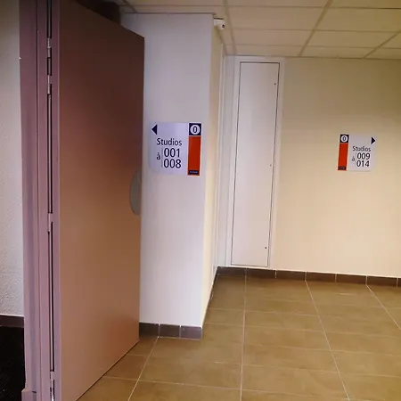 Montempo Lyon Viviani شقة فندقية